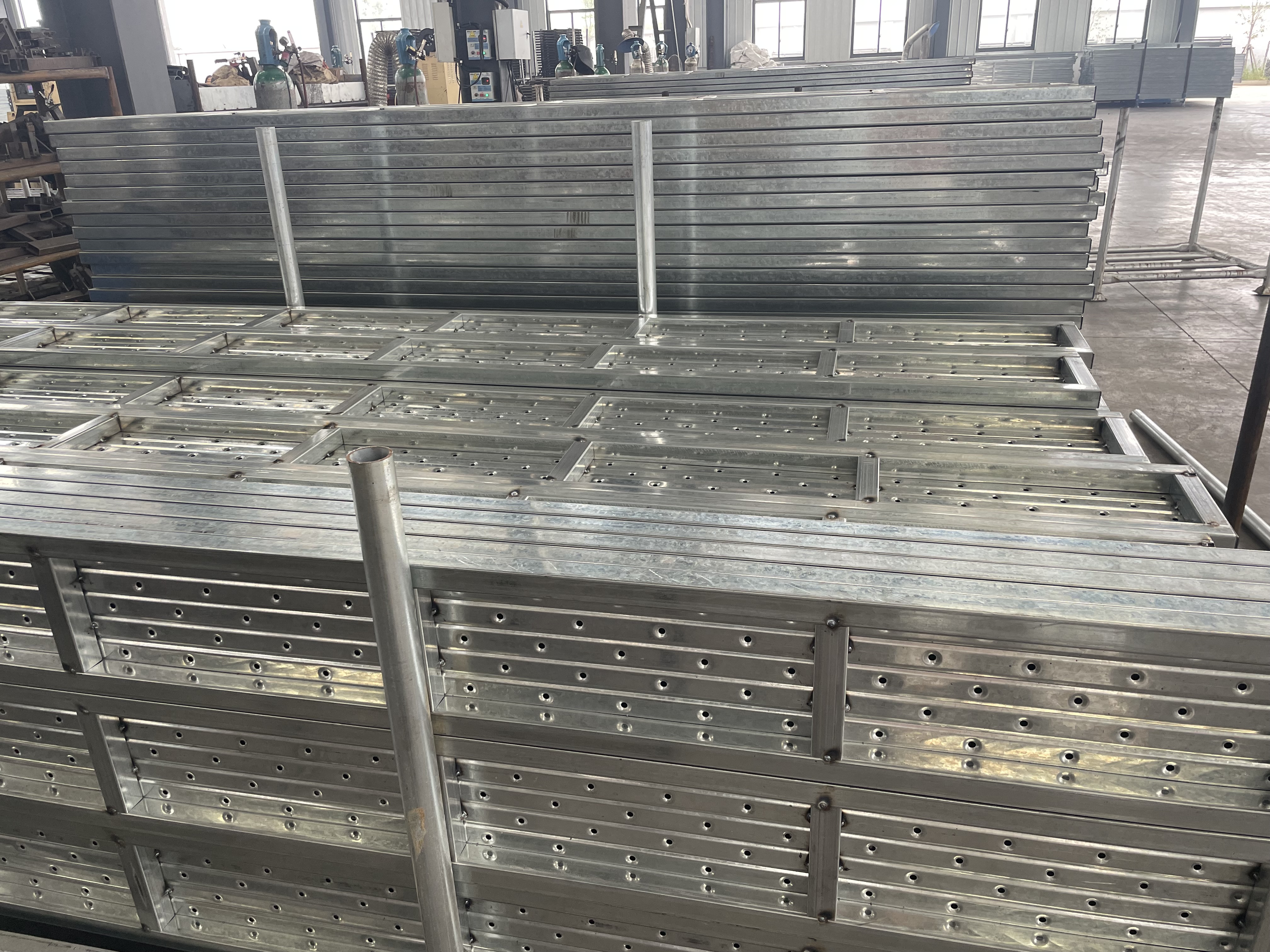 scaffolding steel plank Papan baja perancah