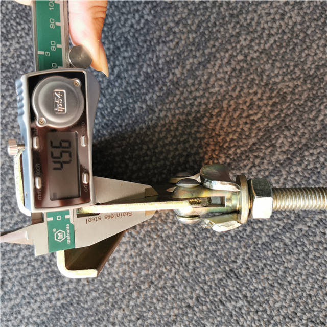 Tampilkan papan coupler yang ditekan 03