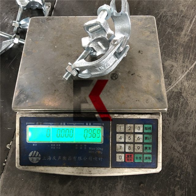 Drop coupler perancah ganda tempa