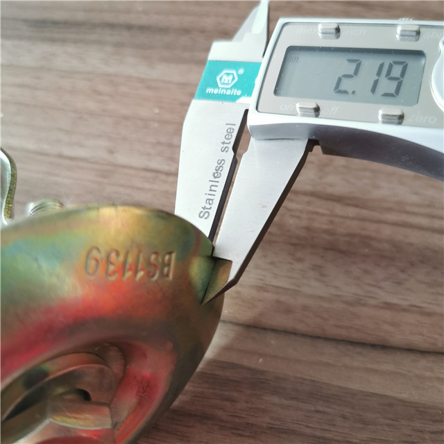 Tampilkan Klip Papan Kaki 07