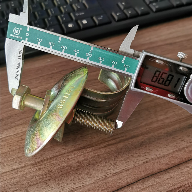 Klip Papan Kaki Tampilkan 01