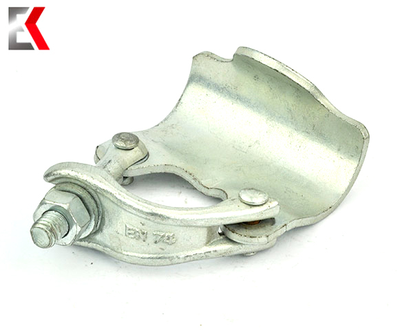 Drop coupler putlog yang ditempa