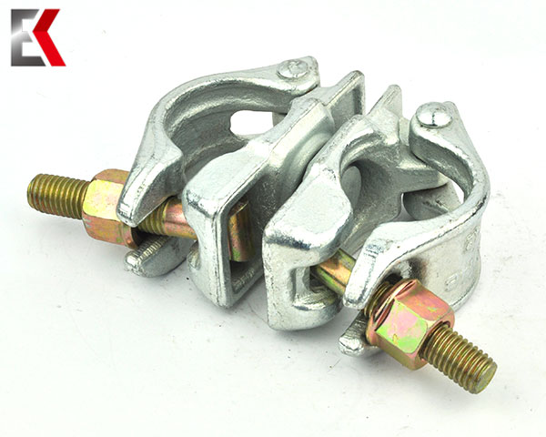 Scaffolding coupler