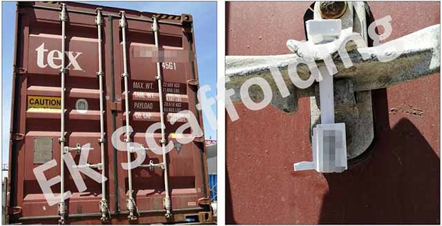 Foto memuat papan logam 04