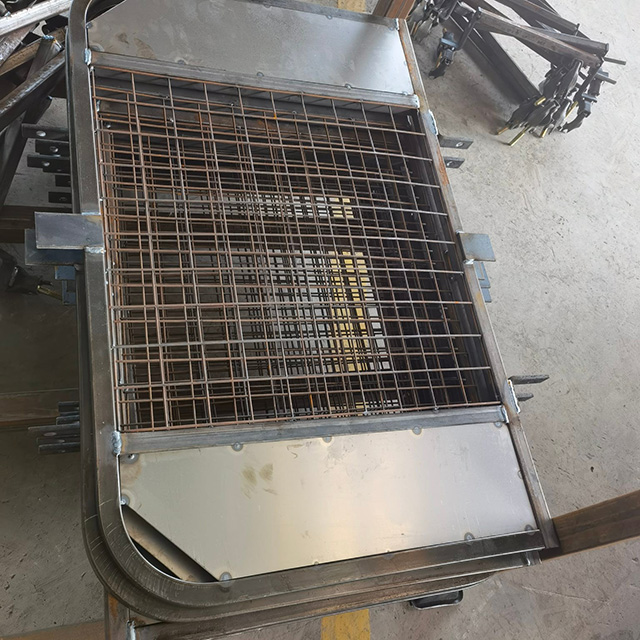 Tangga Gerbang Akses Tangga