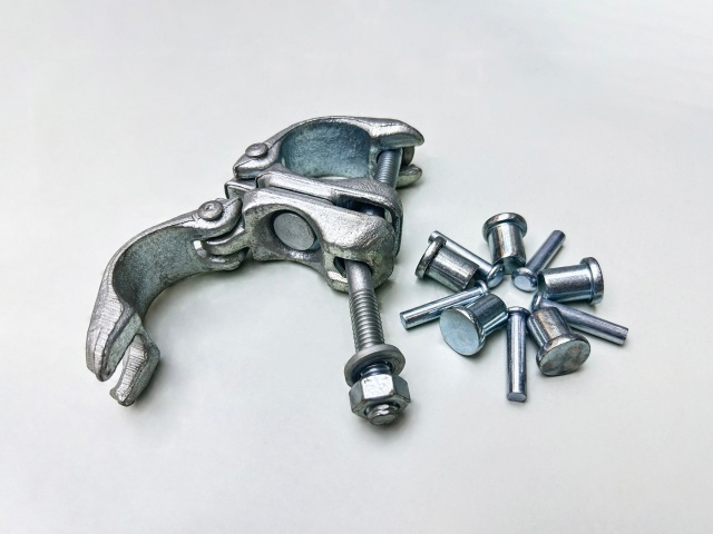 paku keling tutup coupler putar