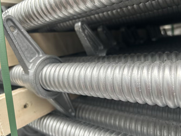 Gagang Mur dan Dongkrak Dasar