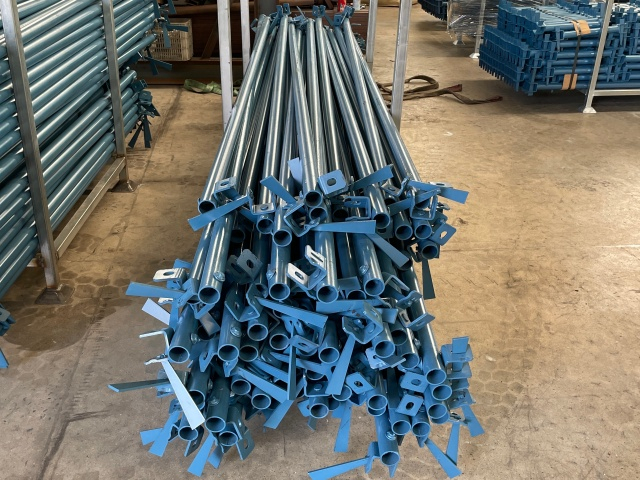 KwikStage perancah diagonal brace