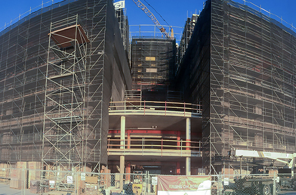 Sistem perancah ringlock untuk membangun