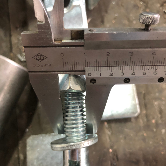 Coupler penahan papan