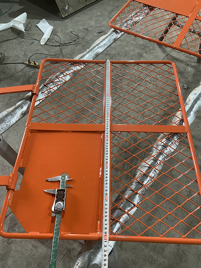 Perancah pintu perangkap pintu perangkap 