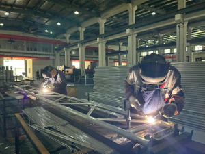 Pengelasan balok aluminium