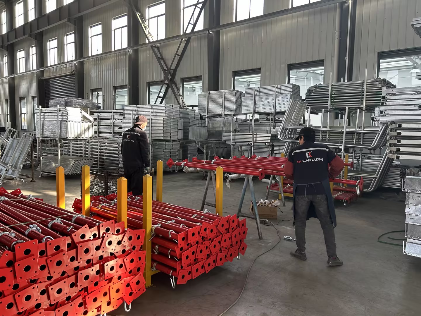 Alat peraga baja yang dapat disesuaikan 