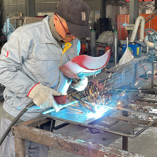 pintu perangkap perancah