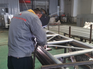 Pengelasan balok aluminium