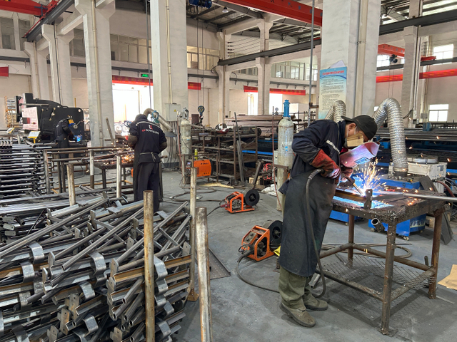 tripod prop bekisting