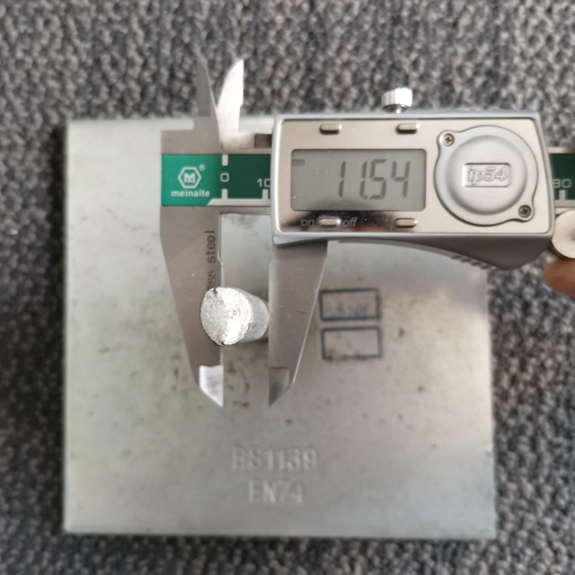 Pelat dasar bundar bundar 16