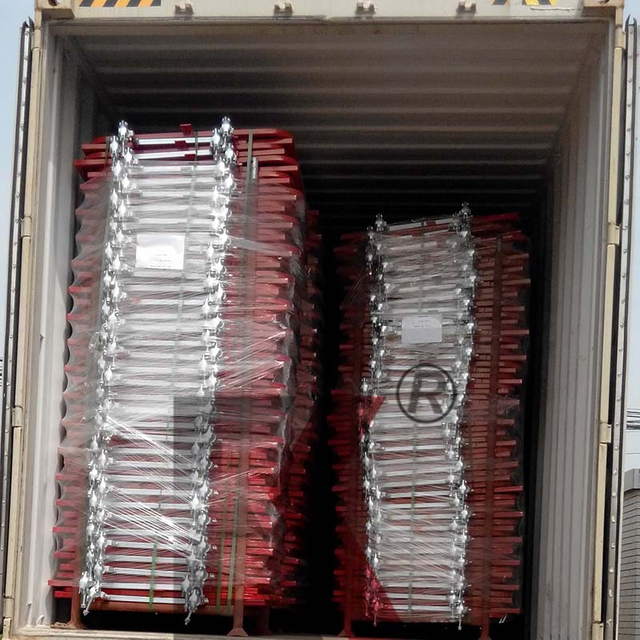 Gerbang perancah dan perangkap pemuatan