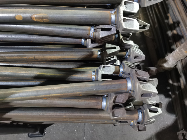 Pengelasan Buku Besar Ringlock