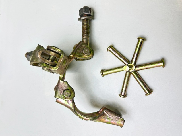 coupler ganda yang ditekan