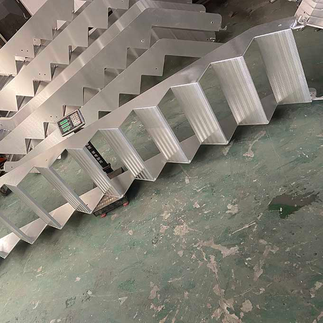 Aluminium Ringlock Scaffolding Stretcher Stair 2.4m*2.0m Tinggi