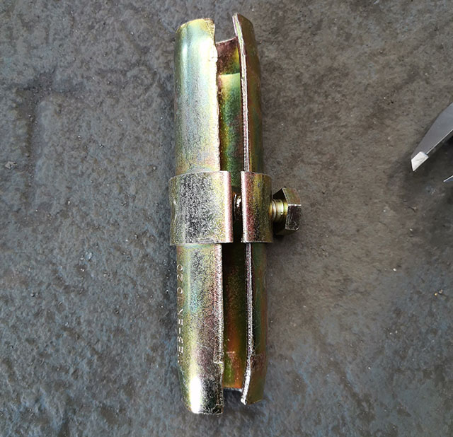 EN74 Clamp menekan scaffolding gabungan sambungan pin