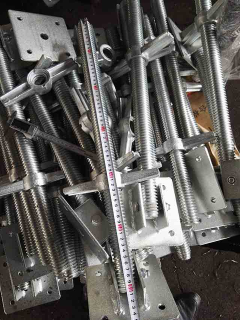 Galvanis Scaffolding Screw Base Jack Dasar
