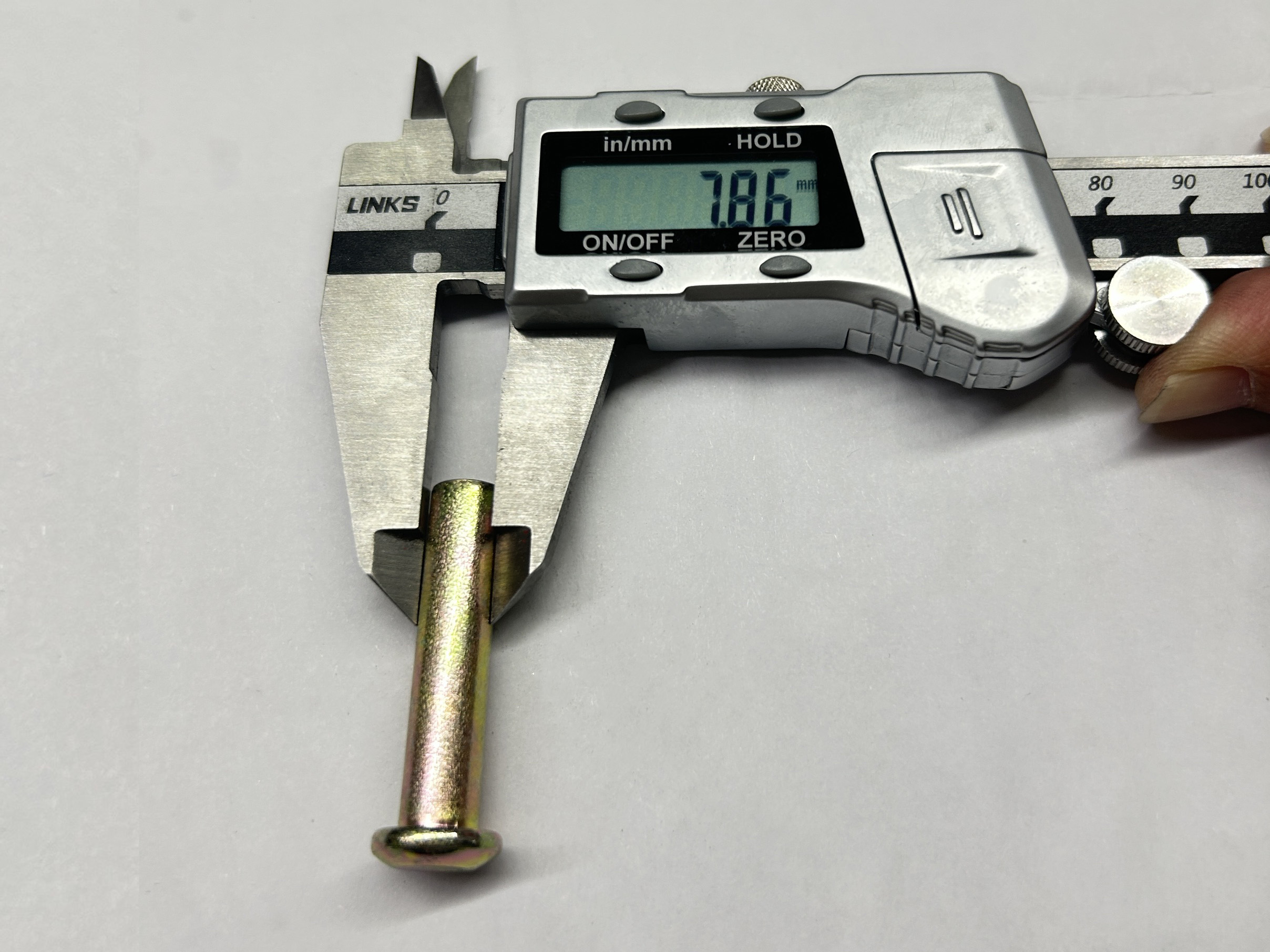 Scaffolding Coupler Ukuran Rivet 