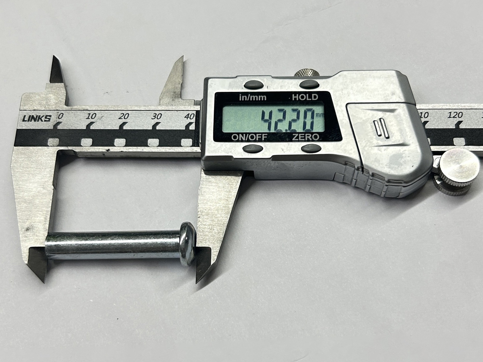 Scaffolding Coupler Ukuran Rivet 