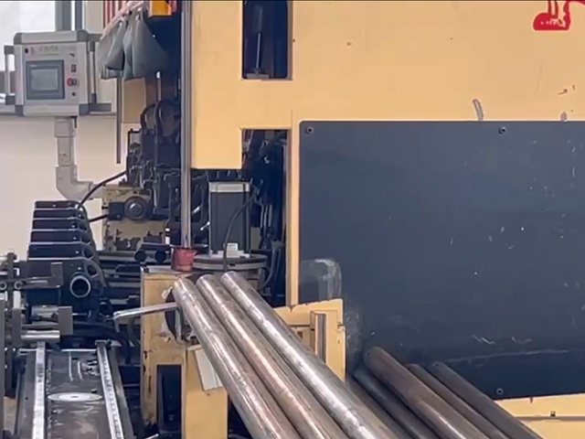 Pengelasan perancah ringlock