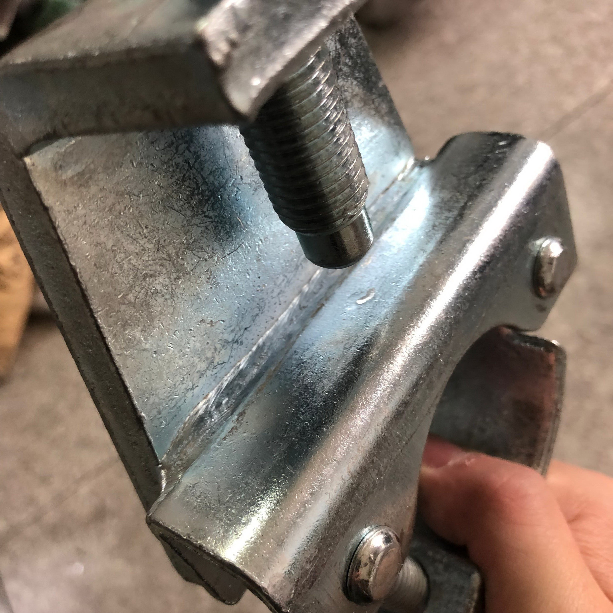 Drop forged girder coupler