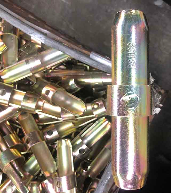 Scaffold menekan scaffolding gabungan pin coupler