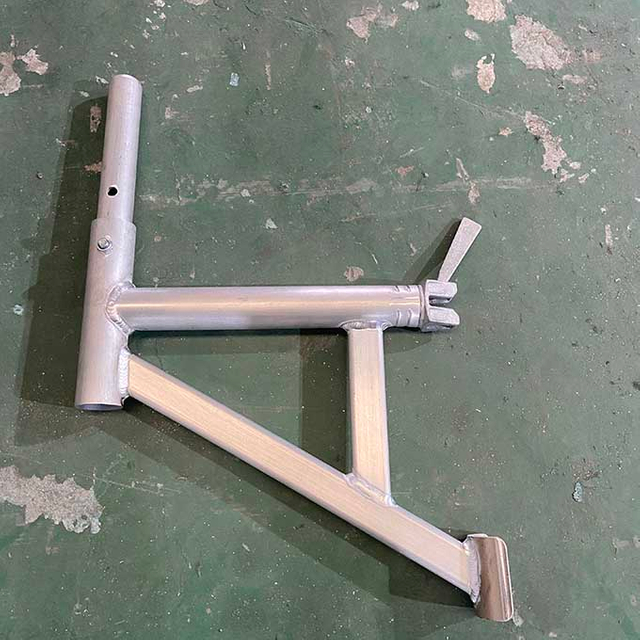 Aluminium Ringlock Scaffolding Hop -Up Bracket - Setengah