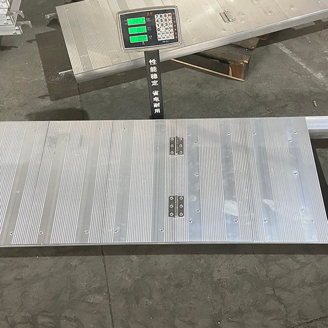 Platform Akses Perancah Ringlock Aluminium 1.8m 