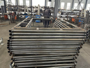 Berjalan melalui bingkai pengelasan