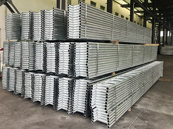 balok tangga aluminium2-600.jpg